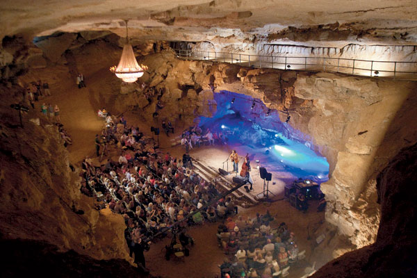 Bluegrass Underground Cave Photo
